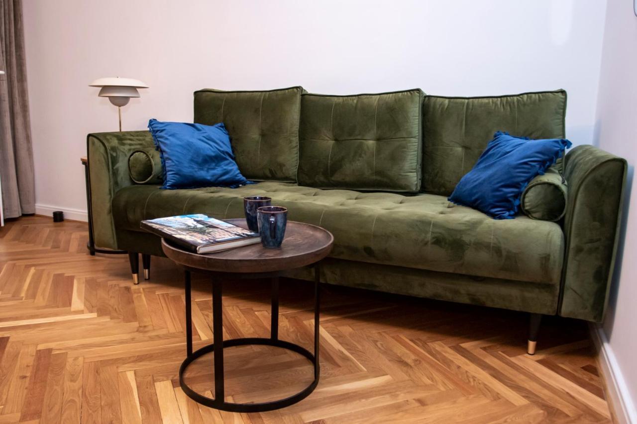 Apartament Przy Metrze Wierzbno Z Nuta Vintage Varsó Kültér fotó