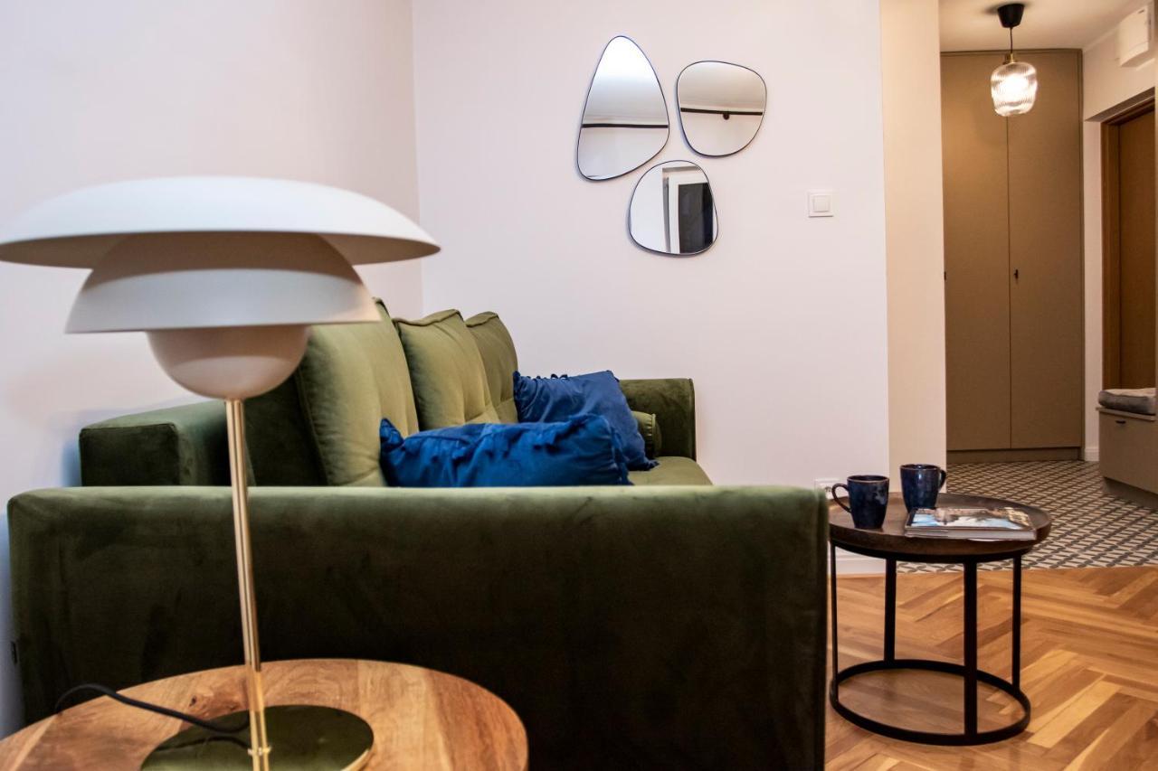 Apartament Przy Metrze Wierzbno Z Nuta Vintage Varsó Kültér fotó